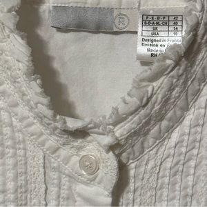 Super cute button down white shirt